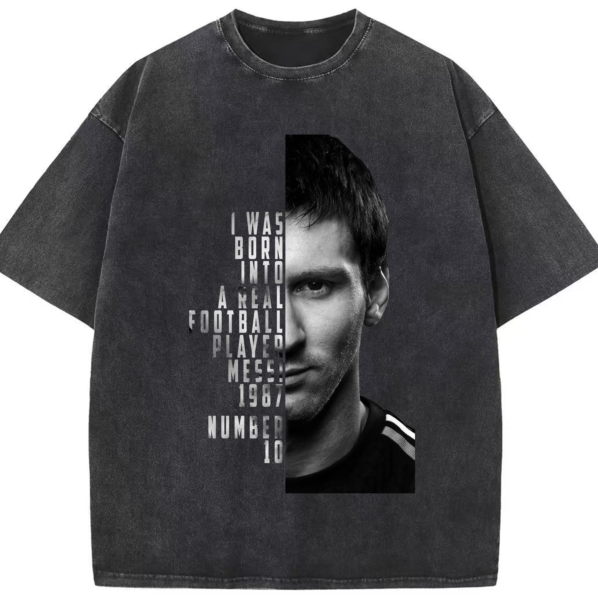1987年生まれの伝説 – MESSI｜世界を魅了したサッカーキング - 綿100％ ヴィンテージ風 半袖Tシャツ ・ フロントプリント ・ 柔らか肌触り ・ 通気性 快適 ・ スポーツ カジュアル 外出用